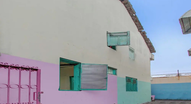 Hotel O Karomah Kostel Syariah