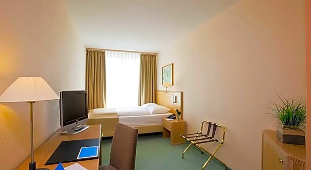 Номер Standard с 2 комнатами NH Fribourg Hotel
