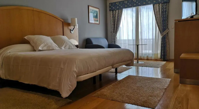 Hotel Samar, Забронировать Отель Эль-Грове O Grove Peninsula