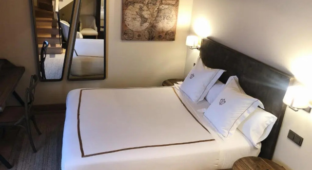 Двухместный номер Deluxe с балконом Hotel Boutique Casa del Comendador