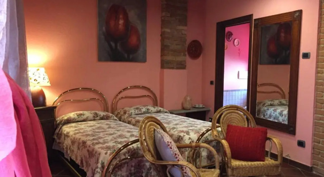 Deluxe huone Cascina Baresane
