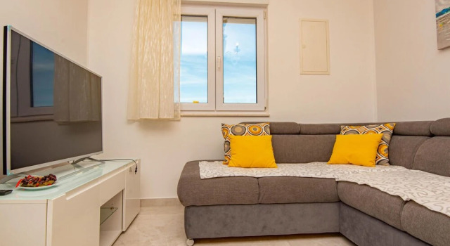 Stunning Apartment in Primosten With Wifi and 3 Bedrooms, Забронировать Апартаменты/квартира Примоштен Шибеник