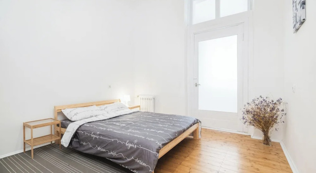Апартаменты Minsk Apartments on Kazarmennyi pereulok