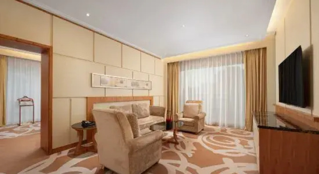 Двухместный люкс c 1 комнатой New World Dalian Hotel