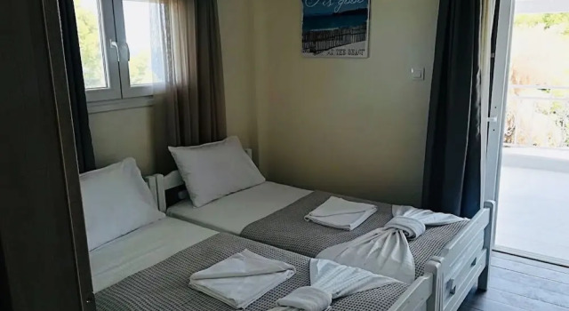 Aelia Sea View Studios, Book Hotel Afitos 