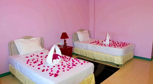 Номер Standard Yangon International Hotel