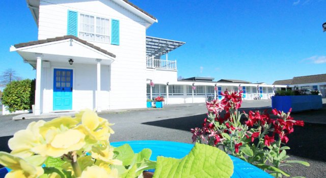 Номер Standard Golden Glow Motel