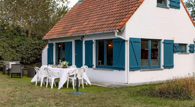 Студия Cosy Bungalow Near the sea With car Bike Parking