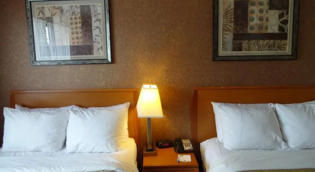 Comfort Inn Bellerose Queens, Забронировать Отель Отели Нью-Йоркской агломерации с парковкой, Парковка