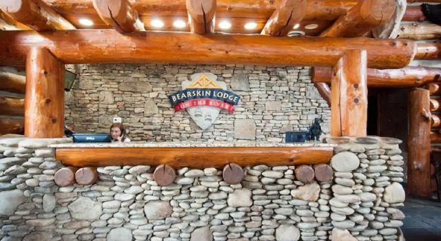 Bearskin Lodge on the River, Забронировать Отель Гатлинберг Great Smoky Mountains National Park