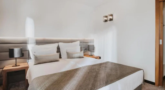 Полулюкс Deluxe Boutique Hotel Ani