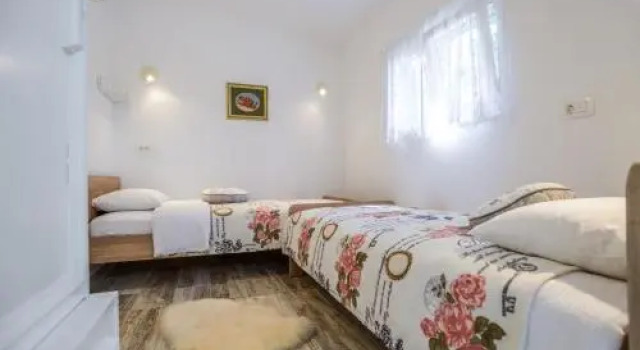 Apartment Old Cottage