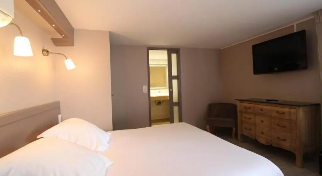 Номер Classic Hotel Van Gogh