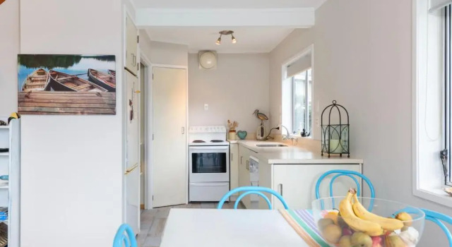 Laze on Loop - Waihi Beach Holiday Home, Buchen Sie Hotel Waihi 