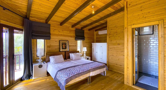 Luksusowy pokój i balkonem Simurg Inn Hotel
