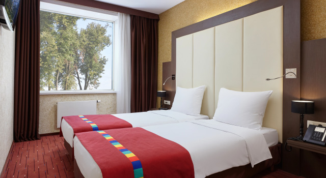 Апартаменты Люкс семейные Гостиница Park Inn, Одинцово