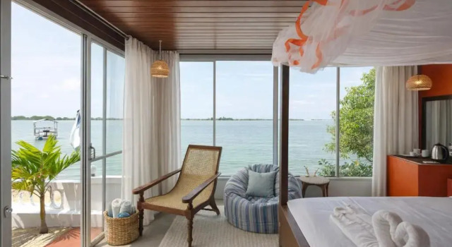 Полулюкс Superior Dinuda Lagoon Hotel
