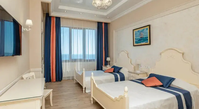 Люкс Executive с балконом и с видом на море Санаторно-курортный комплекс Сосновая Роща
