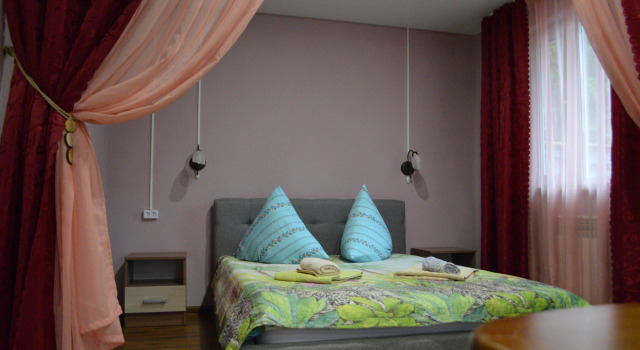 Beryozka Resort Hotel, Prenota Base turistica Krivovskoye Marksovsky District
