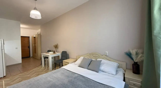 Studiya ryadom s aeroportom Yakutsk Flat, Book Apartment Hotels in Yakutsk with Parking, Parking