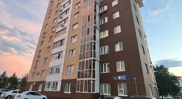 Шестиместные апартаменты с 3 комнатами с балконом Квартира Большая 3х в Центре!