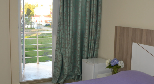 Habitación doble Estándar con balcón y con vista National+