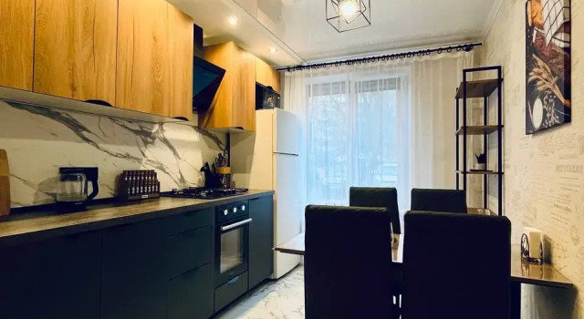 Stilnaya 1-Komnatnaya V 10 Minutakh Ot Metro Akademicheskaya Flat, Rezervovat Apartmán Hotely v UZAO Area s parkováním, Parkování