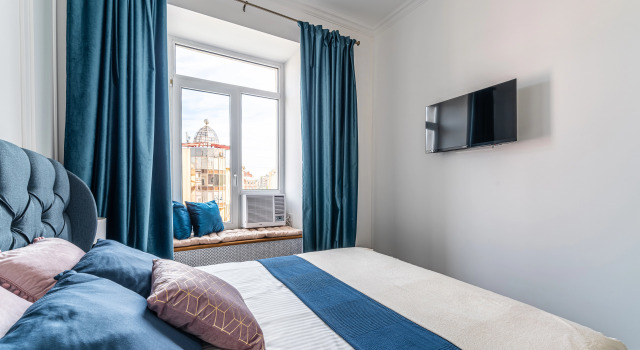 Апартаменты D apartments студия с видом на Невский проспект 2