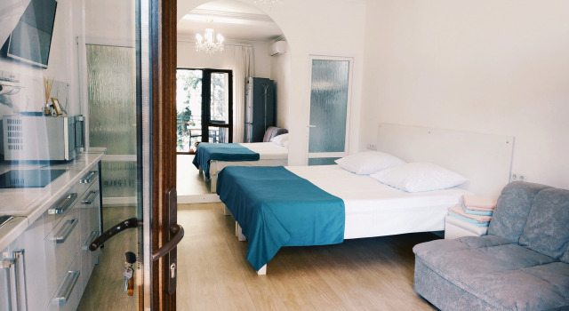 Bely Lyuks V Tsentre Yalty Apartments, Rezervovat Apartmán Jalta 