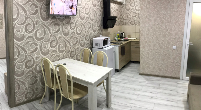 Двухместный люкс с балконом и с красивым видом из окна База Отдыха Коронелли