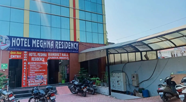 Отель Meghna Residency