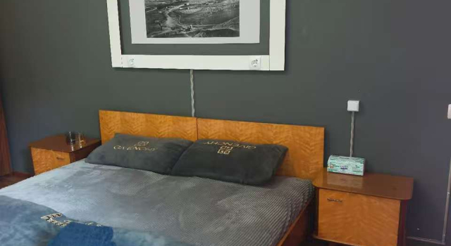 Central Parkside Guesthouse Gyumri - City Center, Book Pension Hoteller i Shirak region med parkering, Parkering