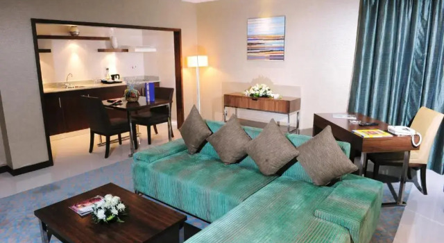 Отель Howard Johnson by Wyndham Abu Dhabi