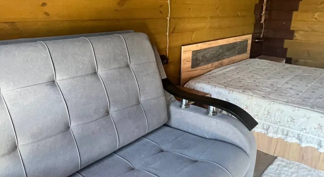 Коттедж Comfort с балконом и с видом на внутренний двор База отдыха Своя Поляна