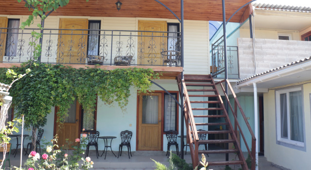 Afalina Guest House, Book Guesthouse Andreevka Sevastopol Region