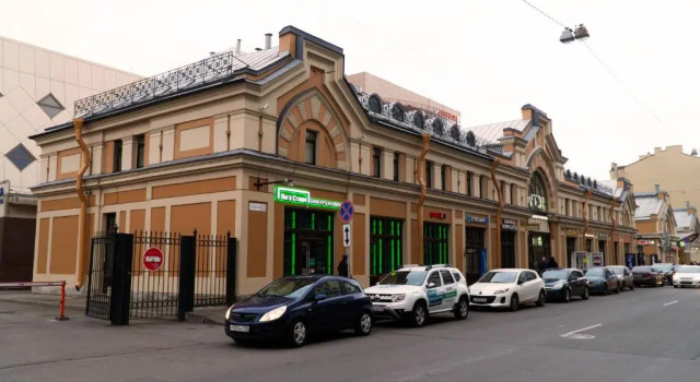 Гостиница Петя и Волк