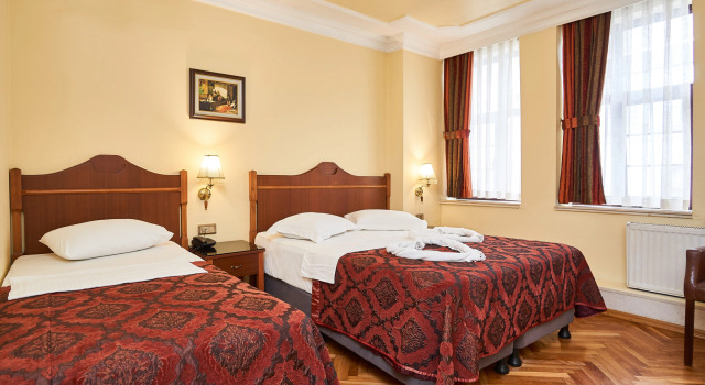 Трёхместный номер Standard Отель Amber Hotel Istanbul