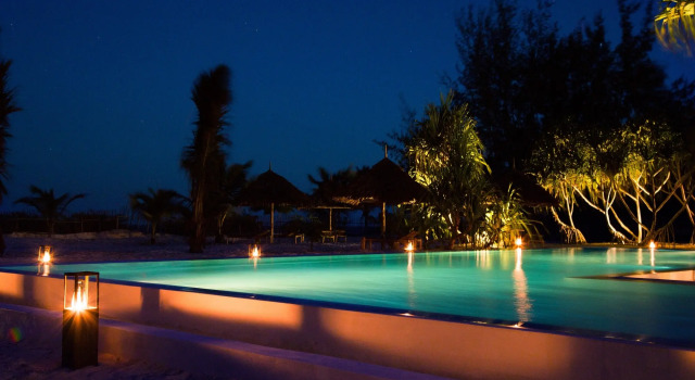 Курортный отель Mwezi Boutique Resort