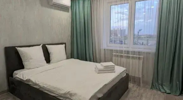 RentHome studiya Myata na Yuzhnom shosse u TC Ambar Apartments, Prenota Appartamento Hotel a Samara con parcheggio, Parcheggio