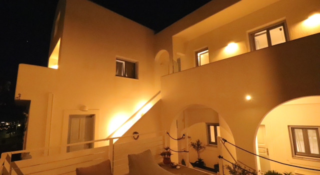 Elkaza Villas, Забронировать Вилла Виллы Тиры, рядом с Католический кафедральный собор, Вилла