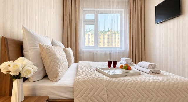 Four Seasons Shikarnaya Uyutnaya Premium V Tsentre Flat, Réserver Appartement Novy Ourengoï 