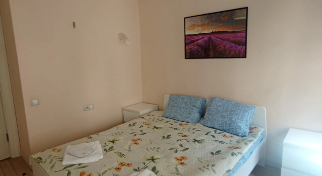 V Stile Provans, Centr Flat, Rezervovat Apartmán Tsentralny district Petrohrad, poblíž Troitskaya Square