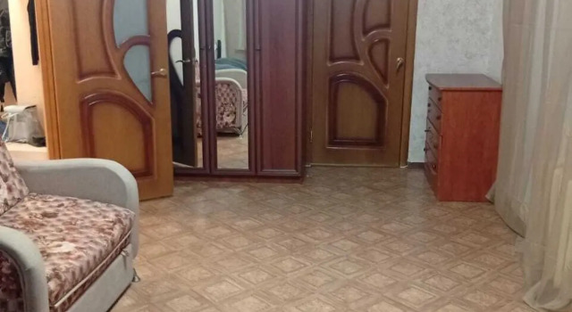 Na Neftyanikov 40/1 Flat, Rezerwuj Apartament Hotele w Republika Komi z parkingiem, Parking