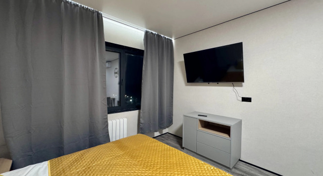 Studiya V Novogireevo Dlya Chetverykh Apartments, Book Apartment Hotels in Moscow with a Pool, Swimming Pool