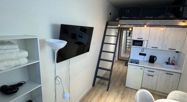 Ambulatorny Apartments, Prenota Appartamento Mosca Russia