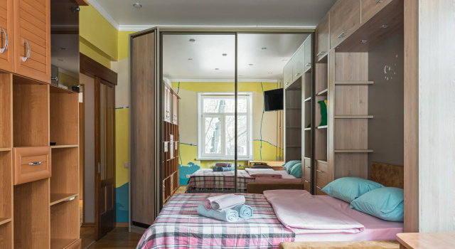 Flat Inn ryadom s metro Sokol na ulitse 2-ya Peschanaya Apartments, Book Lejlighed Hoteller i Sokol med parkering, Parkering