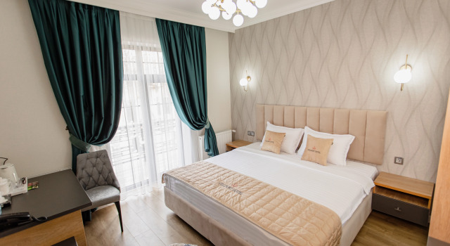 Standardowy dwuosobowy pokój i balkonem Wellfort Hotel