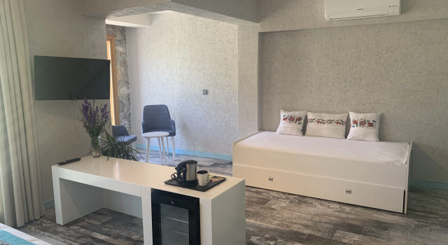Семейный номер Standard с красивым видом из окна Отель Villa Oliva Butik