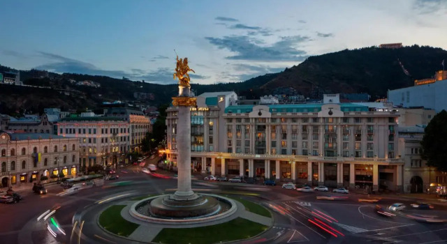 Отель Courtyard by Marriott Tbilisi