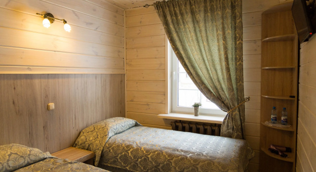Muzej-Usadba Lenskih Hotel, Book Hotel Sula 
